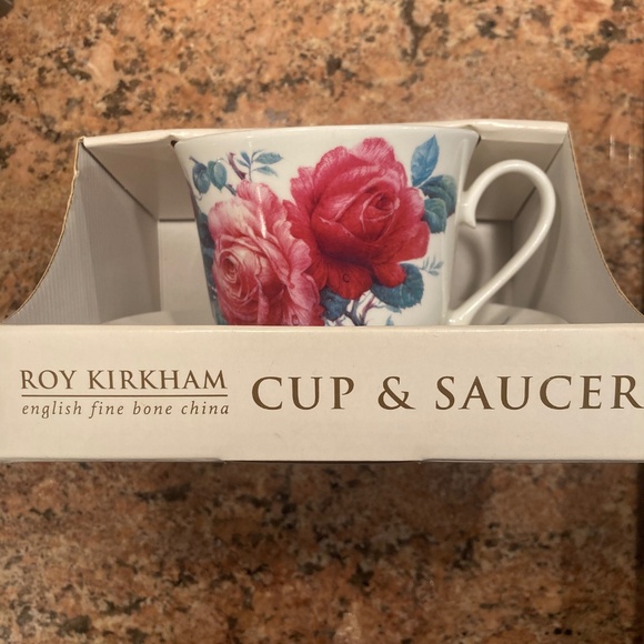 English Rose an exclusive design ROY KIRKHAM fine bone China TEA SET - Picture 13 of 15